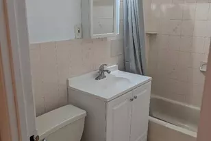 2201 Strahle St, Philadelphia, PA 19152 - Photo 10
