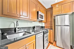 1701 Locust St, Philadelphia, PA 19103 - Photo 8