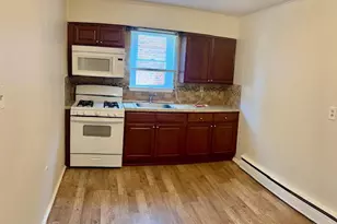 9509 Clark St, Philadelphia, PA 19115 - Photo 8