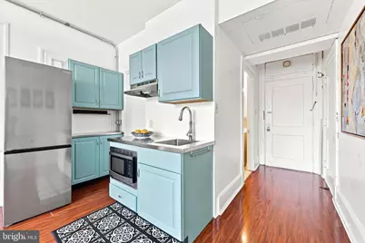 1324 Locust Street #1207, Philadelphia, PA 19107 - Photo 4