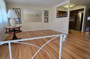 10222 Albemarle Ln, Philadelphia, PA 19114 - Photo 4