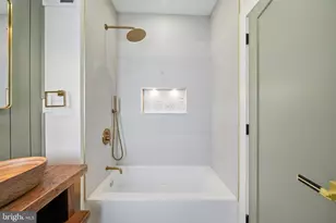 2216 Tulip St, Philadelphia, PA 19125 - Photo 32