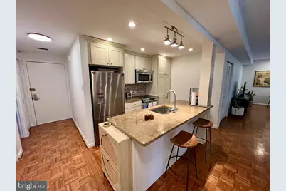 136 N Bread Street #APT 422, Philadelphia, PA 19106 - Photo 8