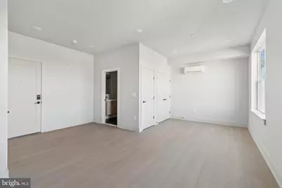 5521 Wayne Avenue #502, Philadelphia, PA 19144 - Photo 2