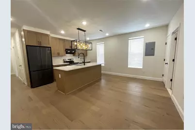 2101 S Hicks Street, Philadelphia, PA 19145 - Photo 2