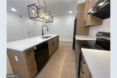 2101 S Hicks Street, Philadelphia, PA 19145 - Photo 4