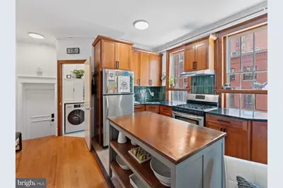 1215 Spruce Street #302, Philadelphia, PA 19107 - Photo 10