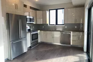 938 New Market St, Philadelphia, PA 19123 - Photo 2
