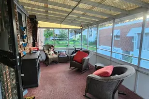 1914 Tomlinson Rd, Philadelphia, PA 19116 - Photo 2