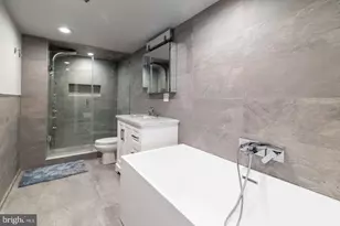 2200 Arch St, Philadelphia, PA 19103 - Photo 34