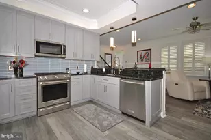 3201 Capri Dr, Philadelphia, PA 19145 - Photo 14
