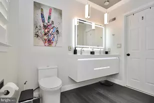 3201 Capri Dr, Philadelphia, PA 19145 - Photo 24
