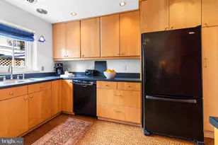 3938 Netherfield Rd, Philadelphia, PA 19129 - Photo 12