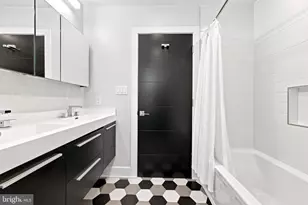 2335 Carpenter St, Philadelphia, PA 19146 - Photo 38