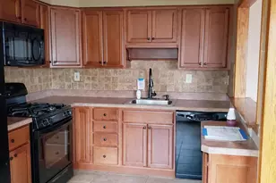12214 Medford Rd, Philadelphia, PA 19154 - Photo 2