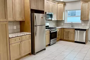 2126 S Iseminger St, Philadelphia, PA 19148 - Photo 8