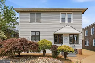 1909 Rhawn St, Philadelphia, PA 19111 - Photo 2