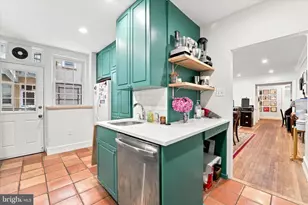 4625 Pine St, Philadelphia, PA 19143 - Photo 10