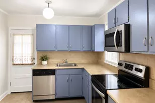 1221 Knorr St, Philadelphia, PA 19111 - Photo 10