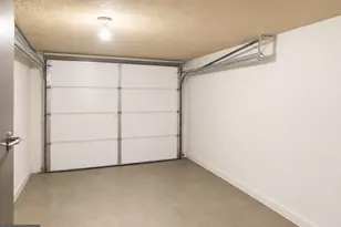 1221 Knorr St, Philadelphia, PA 19111 - Photo 28