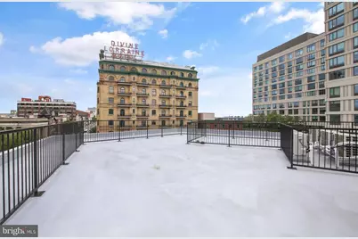 689 N Broad Street #404, Philadelphia, PA 19123 - Photo 2
