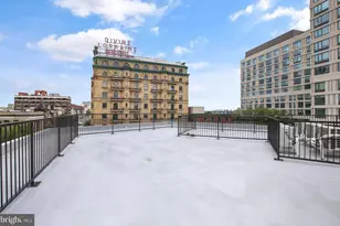 689 N Broad St, Philadelphia, PA 19123 - Photo 2
