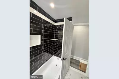 2037 E Cumberland Street, Philadelphia, PA 19125 - Photo 14