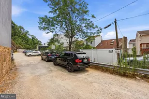 305 Carson St, Philadelphia, PA 19128 - Photo 6