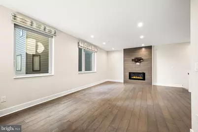 1405 Frankford Avenue #304, Philadelphia, PA 19125 - Photo 4