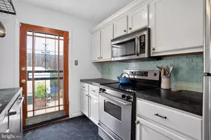 2014 McClellan St, Philadelphia, PA 19145 - Photo 16