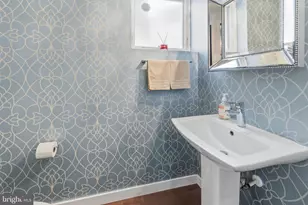 808 Carpenter St, Philadelphia, PA 19147 - Photo 14