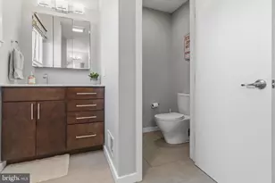 808 Carpenter St, Philadelphia, PA 19147 - Photo 32
