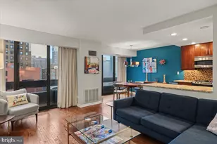 1326 Spruce St, Philadelphia, PA 19107 - Photo 4