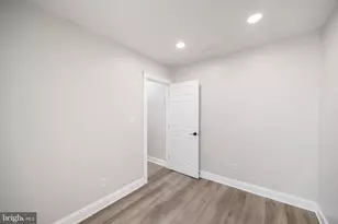 521 N Douglas St, Philadelphia, PA 19108 - Photo 14