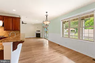 929 Alburger Ave, Philadelphia, PA 19115 - Photo 16