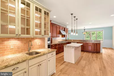 929 Alburger Avenue, Philadelphia, PA 19115 - Photo 10