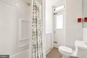 1510 Green St, Philadelphia, PA 19130 - Photo 36