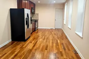 2405 Carpenter St, Philadelphia, PA 19146 - Photo 2