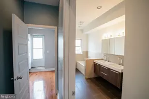 1727 Annin St, Philadelphia, PA 19146 - Photo 8