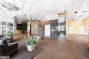 1100 Vine St, Philadelphia, PA 19107 - Photo 4