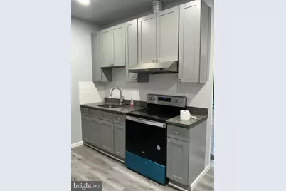 218 N 9th Street, Philadelphia, PA 19107 - Photo 8