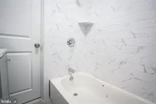 6408 Saybrook Ave, Philadelphia, PA 19142 - Photo 12