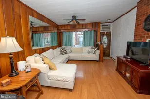 1715 S Iseminger St, Philadelphia, PA 19148 - Photo 4
