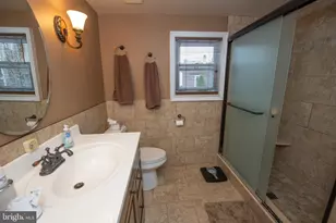 1715 S Iseminger St, Philadelphia, PA 19148 - Photo 14