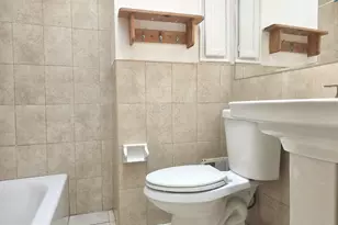 1024 Johnston St, Philadelphia, PA 19148 - Photo 16