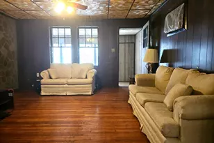 2046 S Bucknell St, Philadelphia, PA 19145 - Photo 4