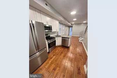 924 N 15th Street #3, Philadelphia, PA 19130 - Photo 2