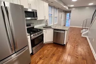 924 N 15th St, Philadelphia, PA 19130 - Photo 2