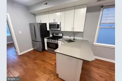 924 N 15th Street #3, Philadelphia, PA 19130 - Photo 4