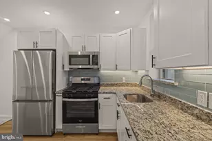 2514 S Bancroft St, Philadelphia, PA 19145 - Photo 2
